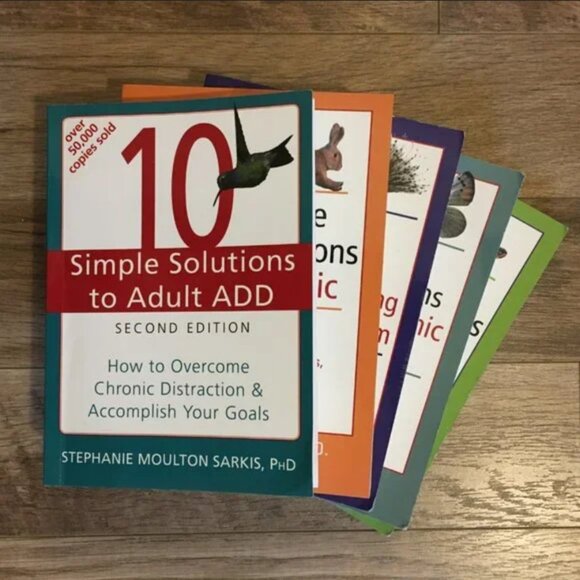 '10 Simple Solutions to Shyness' Psychology Softcover Book - Picture 4 of 6